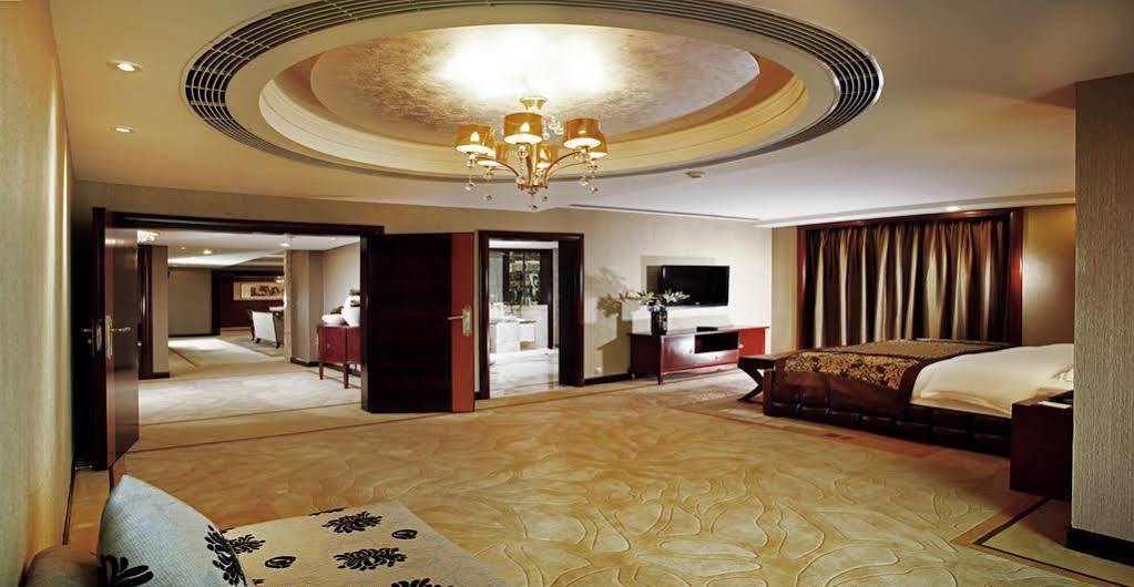 Empark Grand Hotel Chongqing Zewnętrze zdjęcie