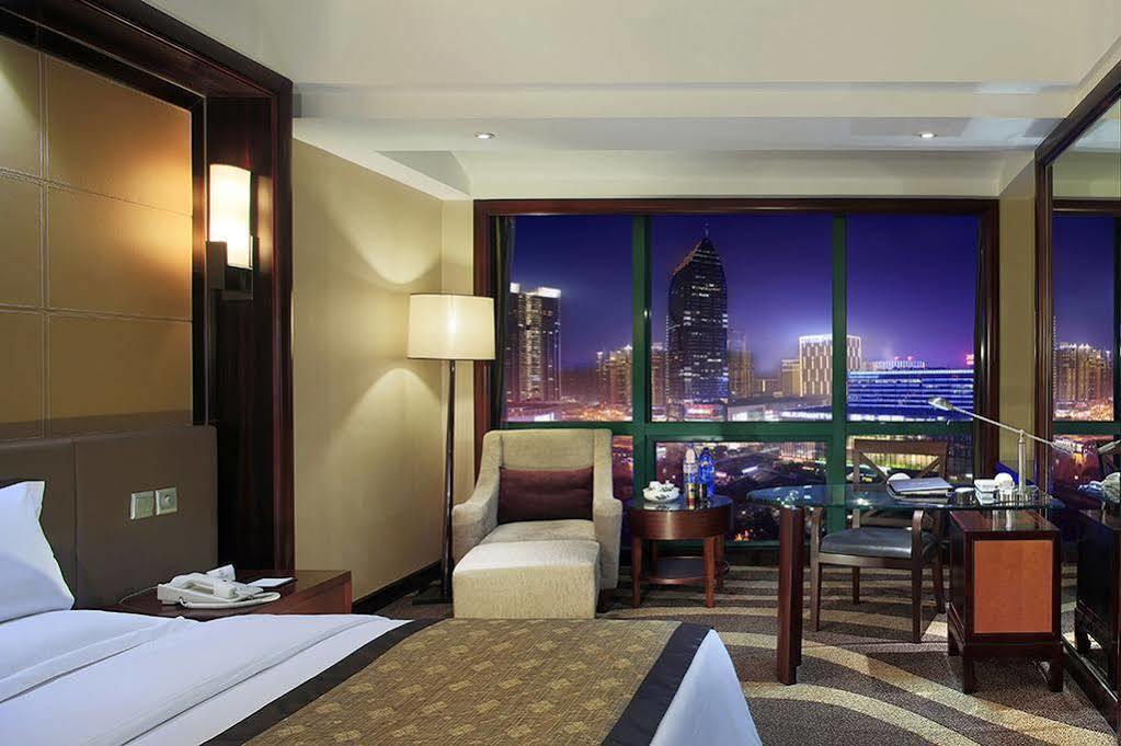 Empark Grand Hotel Chongqing Zewnętrze zdjęcie