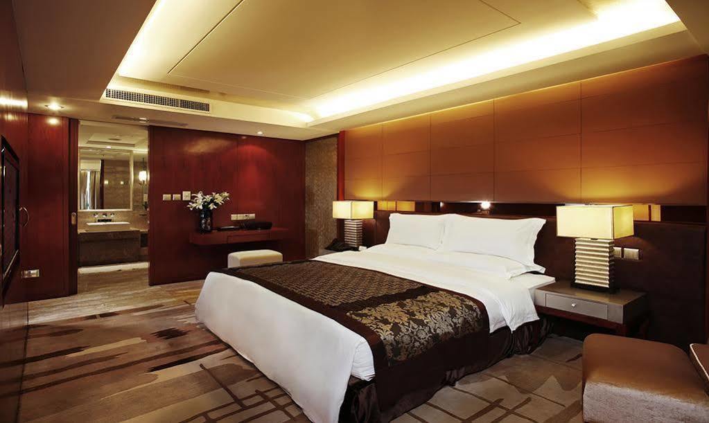 Empark Grand Hotel Chongqing Zewnętrze zdjęcie