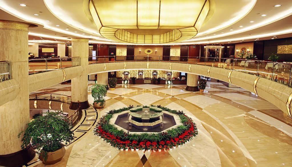 Empark Grand Hotel Chongqing Zewnętrze zdjęcie