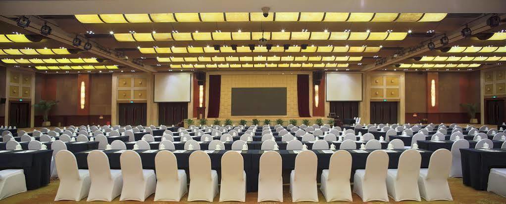 Empark Grand Hotel Chongqing Zewnętrze zdjęcie
